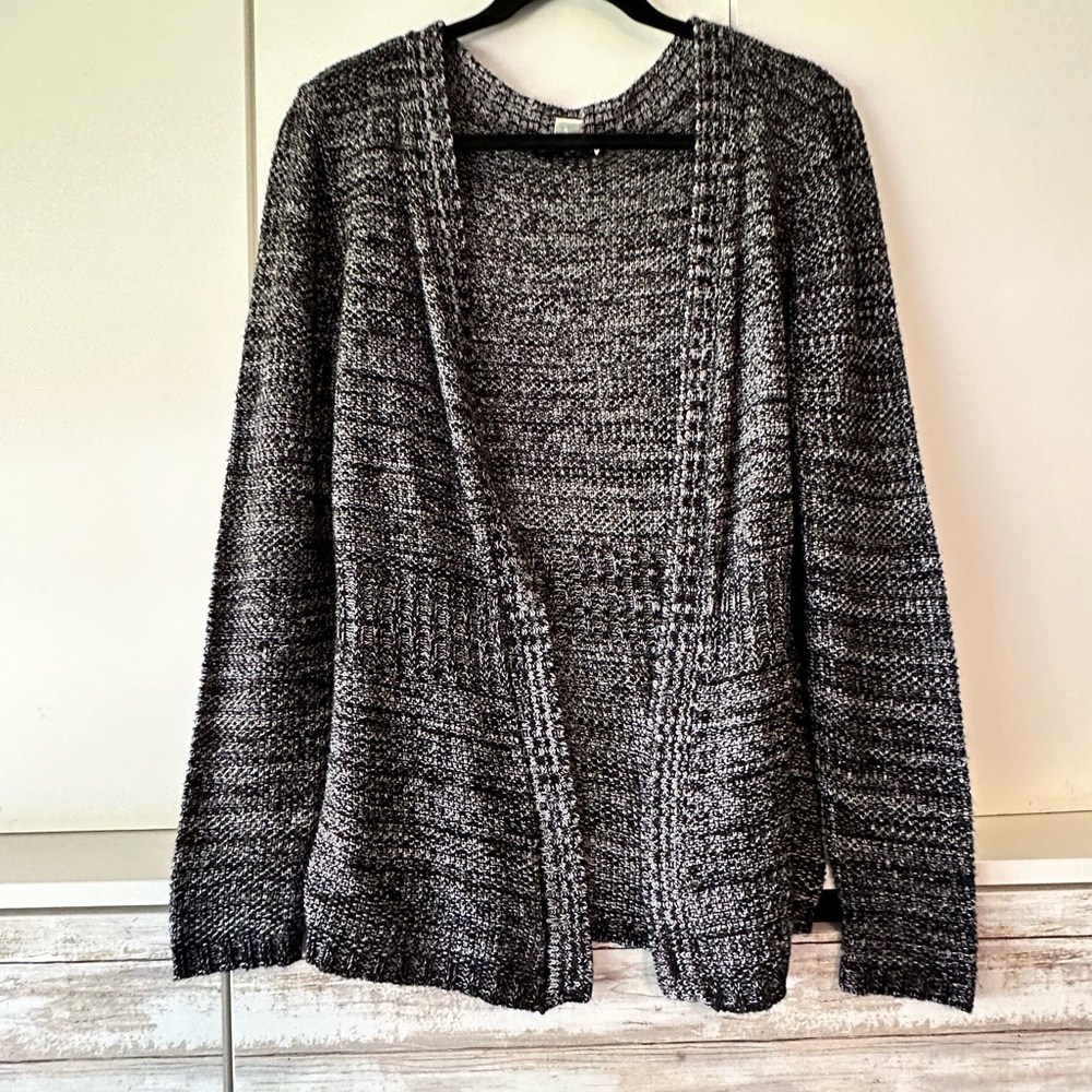 🖤 Christopher & Banks Gray Black Open Front Cardigan Size M
